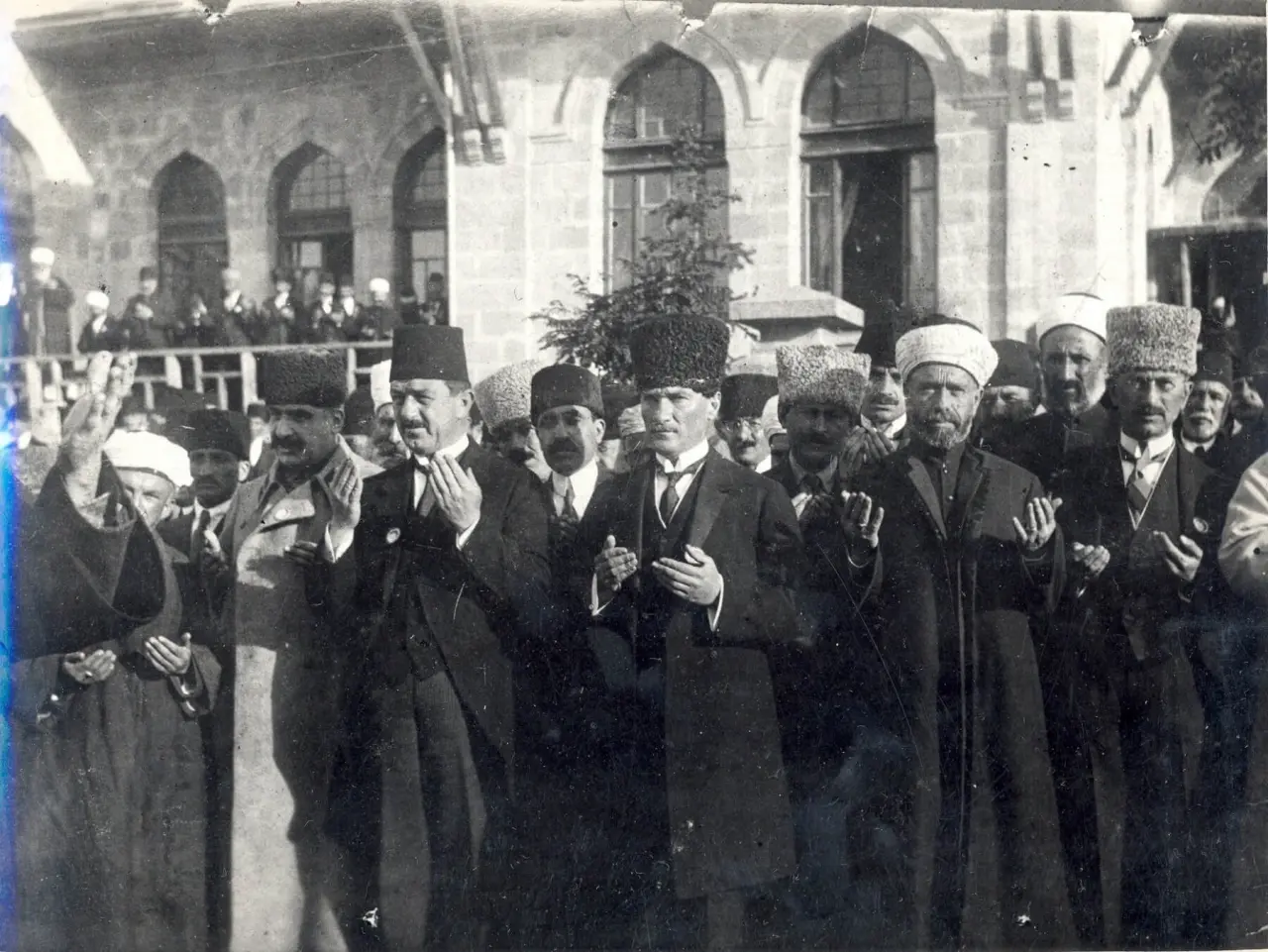 Türkiye Büyük Millet Meclisi 105. yaşını kutluyor 3