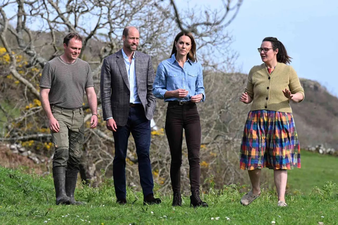 Prens William ve Kate Middleton'dan Galler'de oldukça romantik pozlar 5