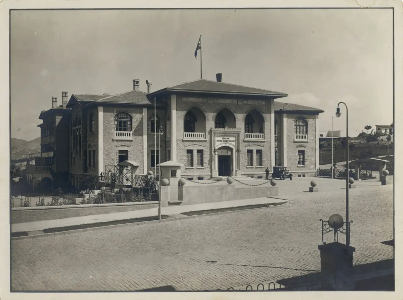 Türkiye Büyük Millet Meclisi 105. yaşını kutluyor 2