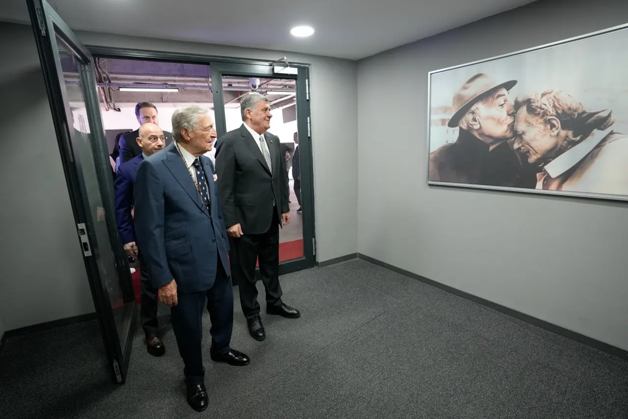 Rahmi Koç, Beşiktaş Başkanı Serdal Adalı'yı ziyaret etti 3