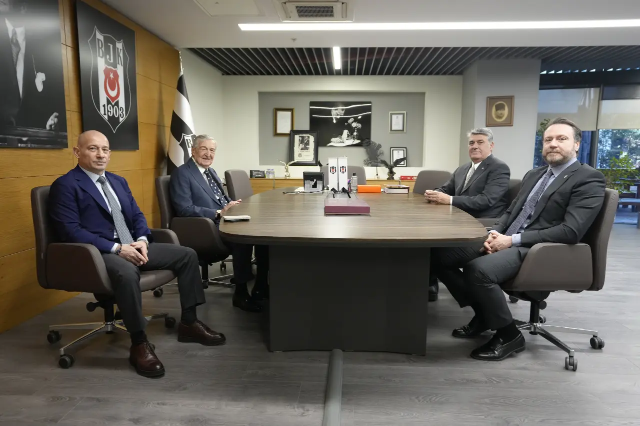 Rahmi Koç, Beşiktaş Başkanı Serdal Adalı'yı ziyaret etti 2