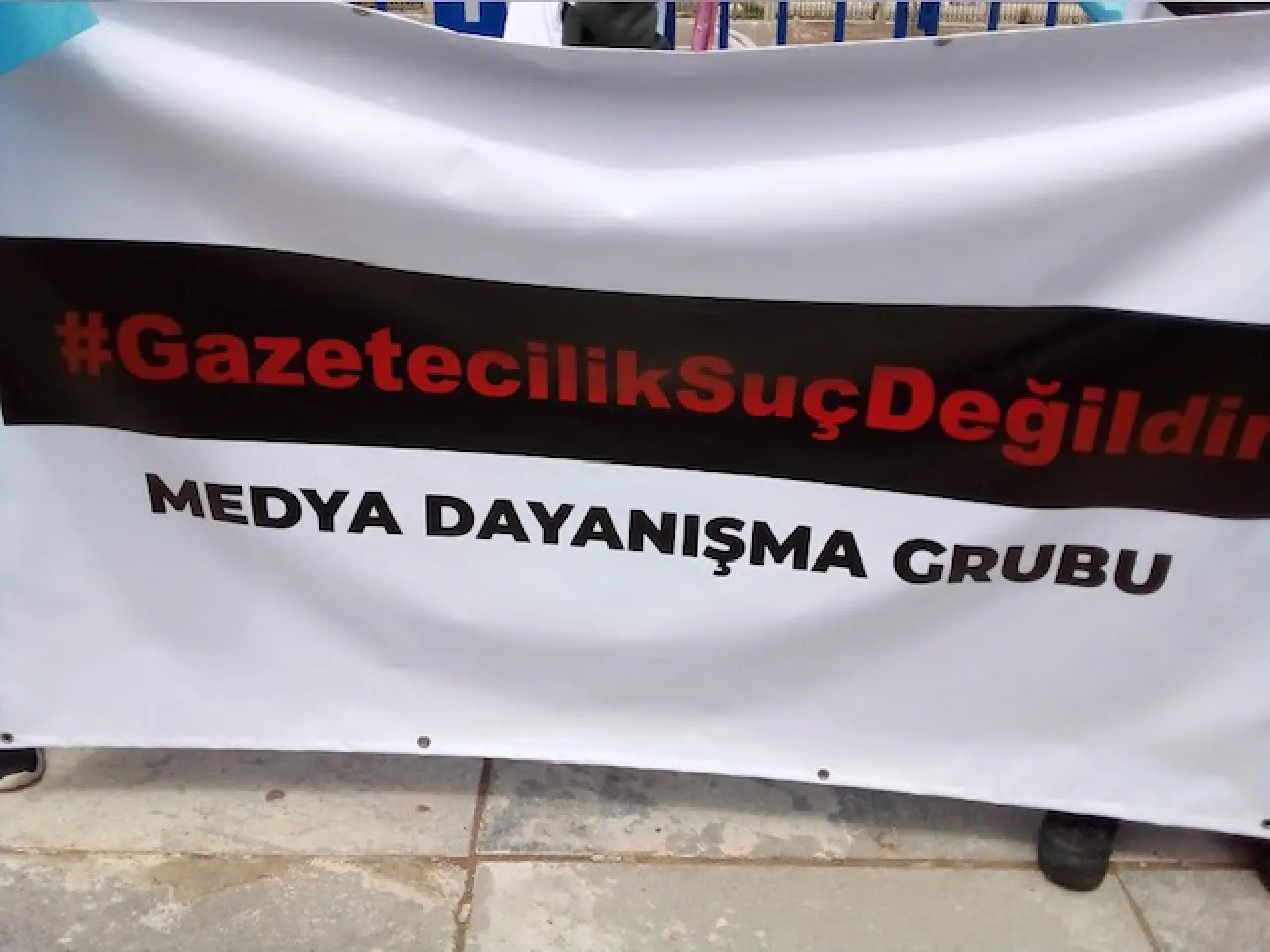 Ankara'da 1 Mayıs etkinliğinde yüzbinler AKM önünde toplandı: 'Her yer Taksim her yer direniş' sloganları atıldı 8