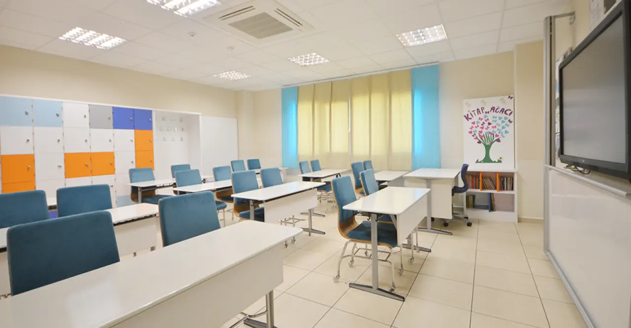 2025 Okullar Ne Zaman Kapanacak? Yaz Tatili Erken Mi Başlayacak? 3