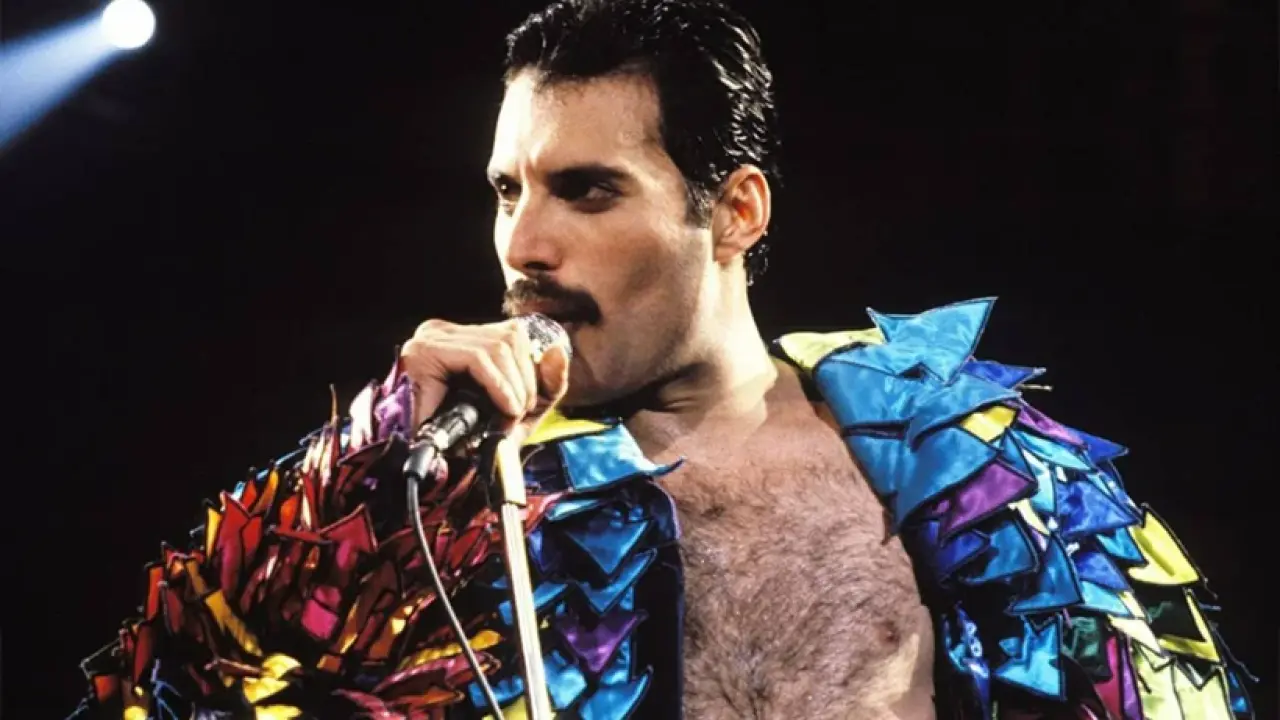 Freddie Mercury'nin gizli kızı 50 yıl sonra ortaya çıktı: Efsanenin saklı hikayesi 4