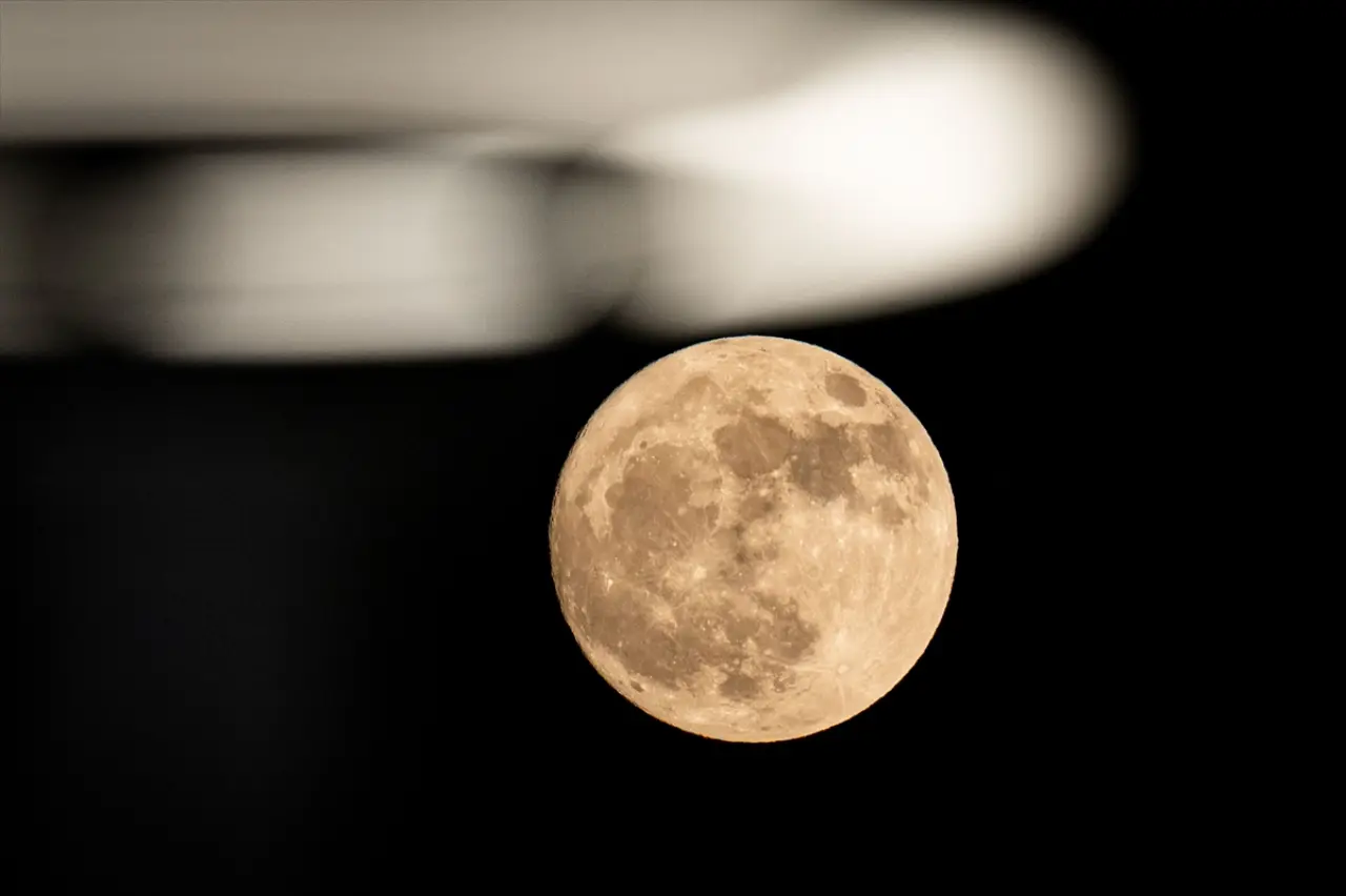 Çilek Dolunayı doğal bir görsel şölen oluşturdu 11