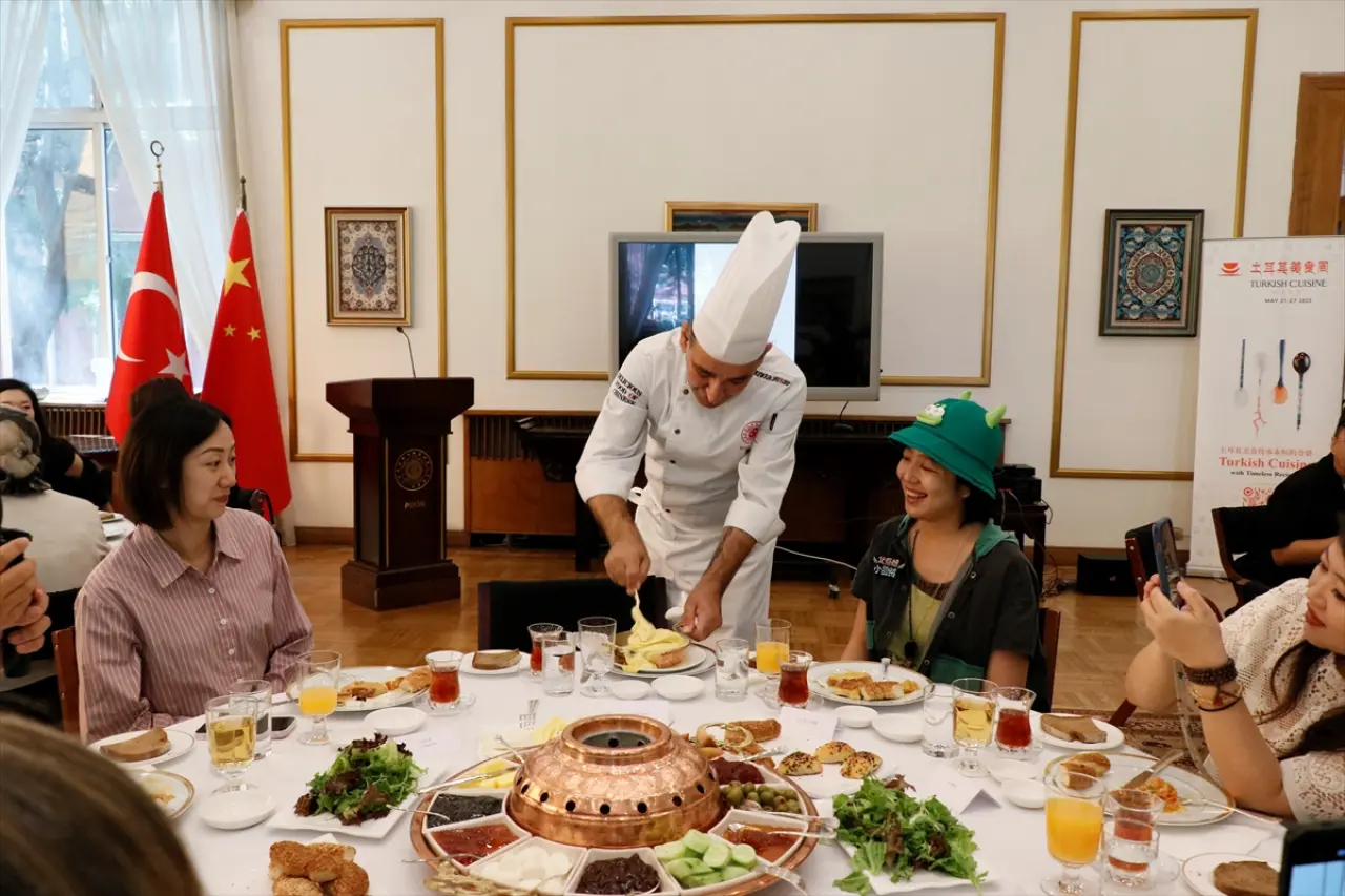 Tüm dünya, Dünya Kahvaltı Günü’nde Türk kahvaltısını tattı! 4