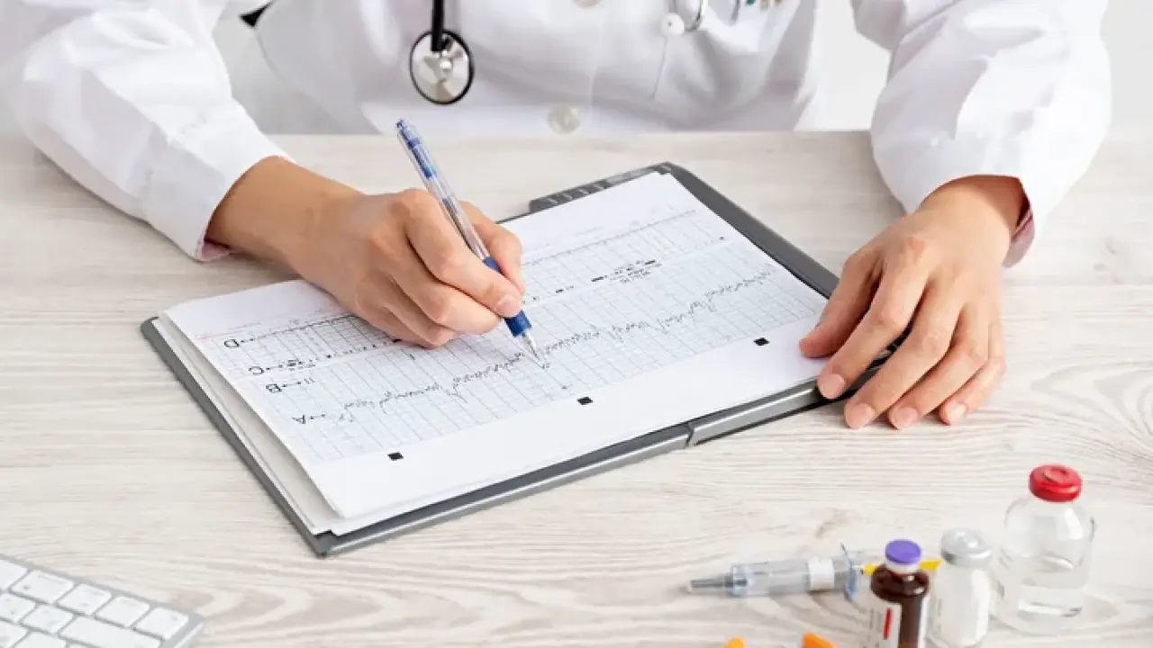 2025 sağlık raporu ücretleri belli oldu: Hangi raporlar ücretli, nasıl alınır? 4