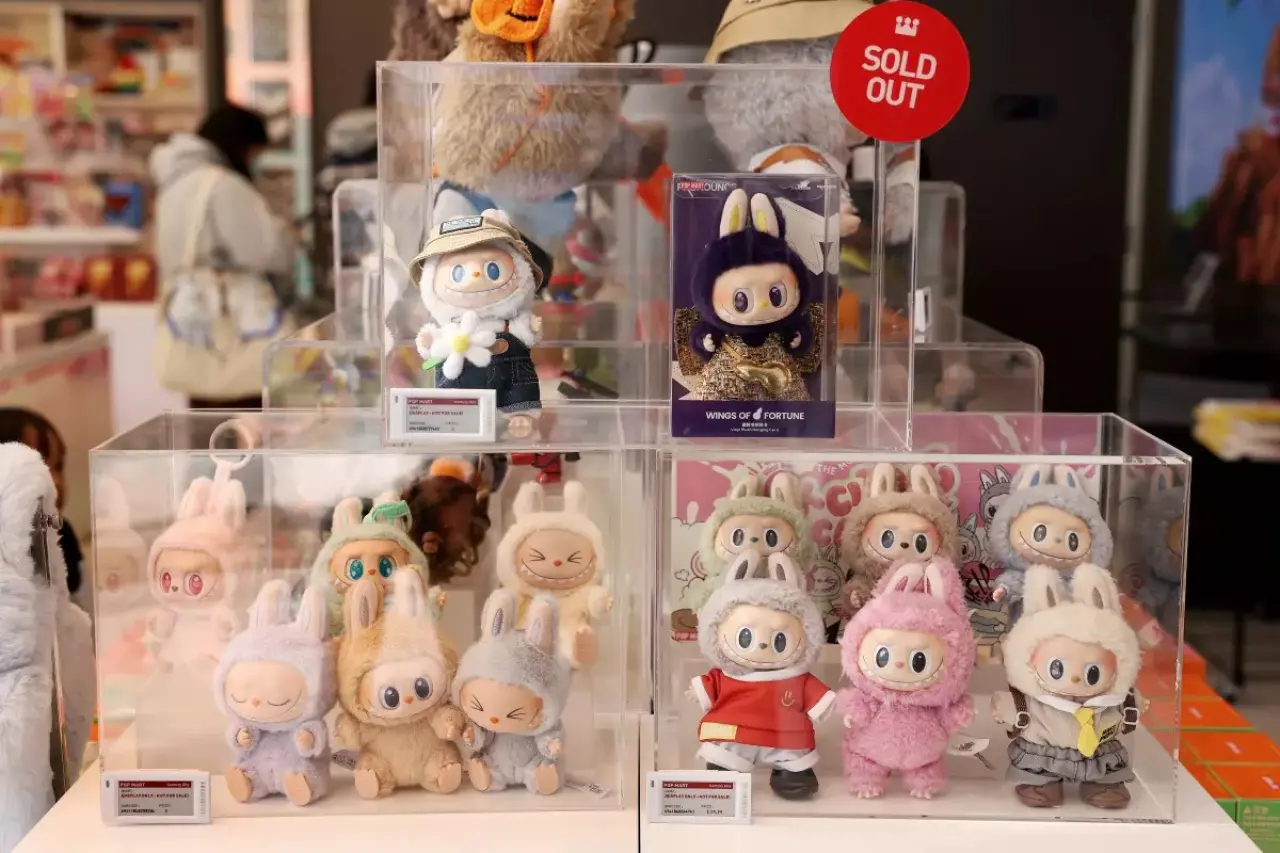 Tüm dünyayı saran çılgınlık: Labubu çanta bebekleri 6