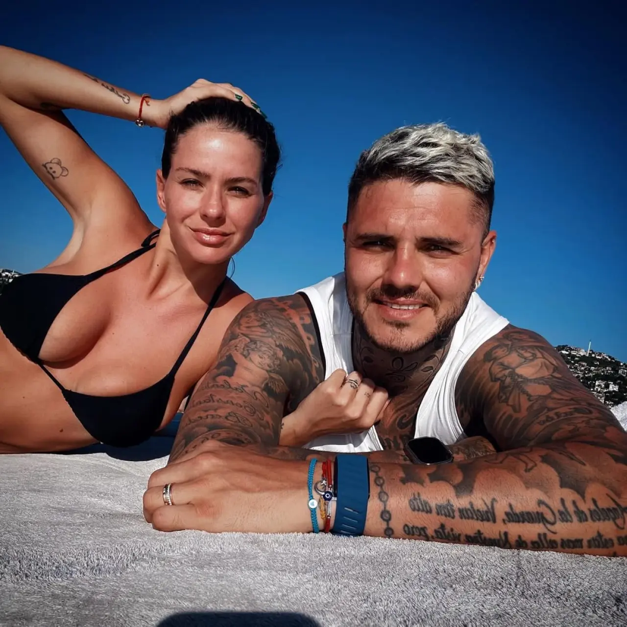 Mauro Icardi ve China Suarez Boğaz’da tekne turu yaptı 3