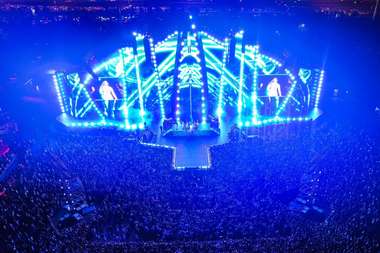 Jennifer Lopez 6 yıl aradan sonra İstanbul’da sahne aldı 10