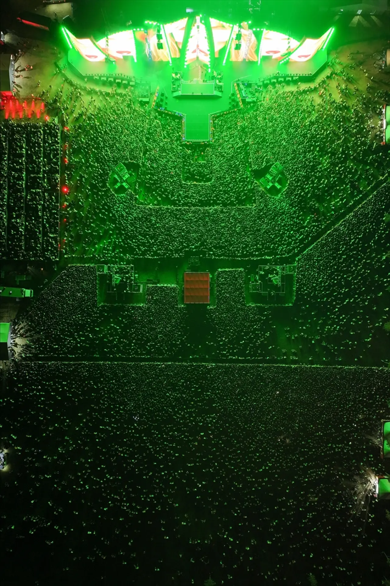 Jennifer Lopez 6 yıl aradan sonra İstanbul’da sahne aldı 9