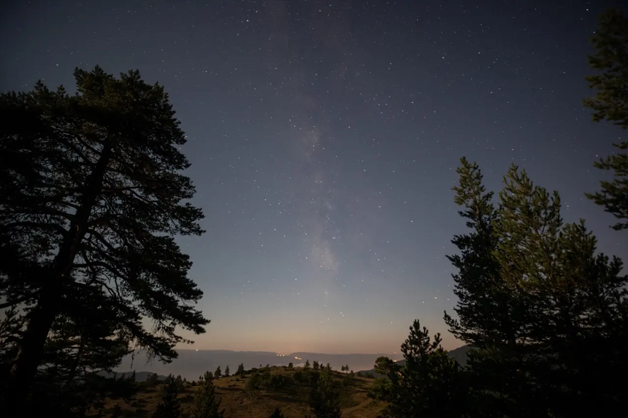 Perseid meteor yağmuru Türkiye semalarında görsel şölen oluşturdu 1