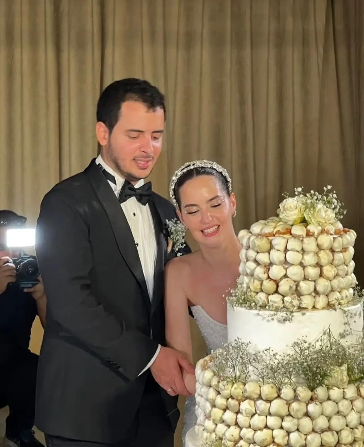 Ezgi Şenler, çocukluk aşkı Ömer Gürgen ile evlendi: Nikah masasında romantik anlar 3