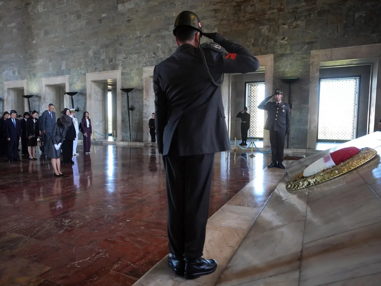 Japonya Prensesi Akiko Mikasa Anıtkabir’i ziyaret etti 17