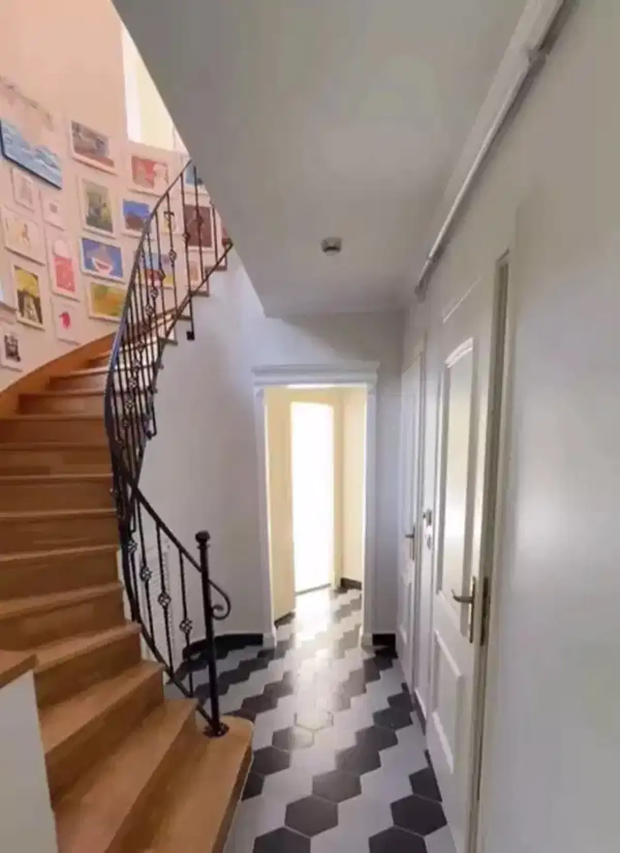 Eser-Berfu Yenenler çifti yeni evleriyle sosyal medyada gündem oldu: Anaokulu gibi 4