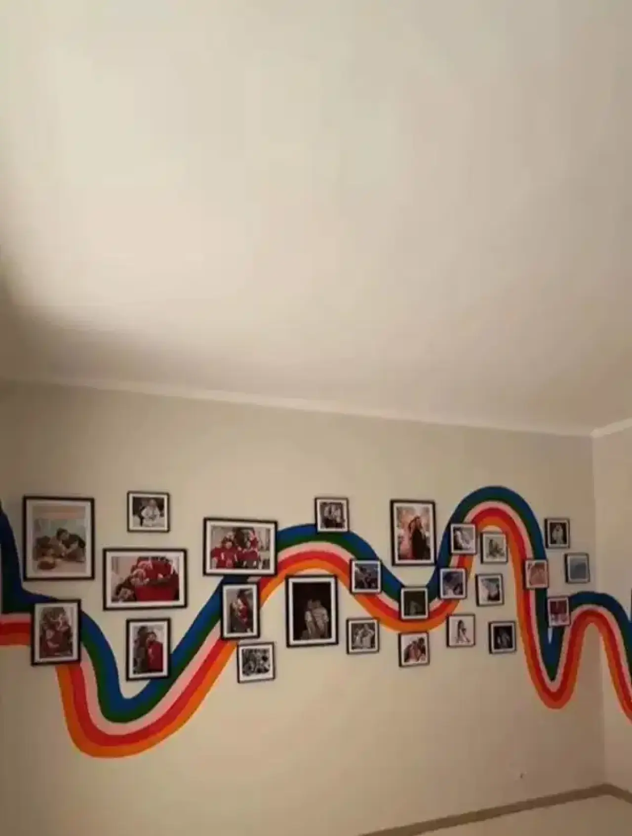 Eser-Berfu Yenenler çifti yeni evleriyle sosyal medyada gündem oldu: Anaokulu gibi 6