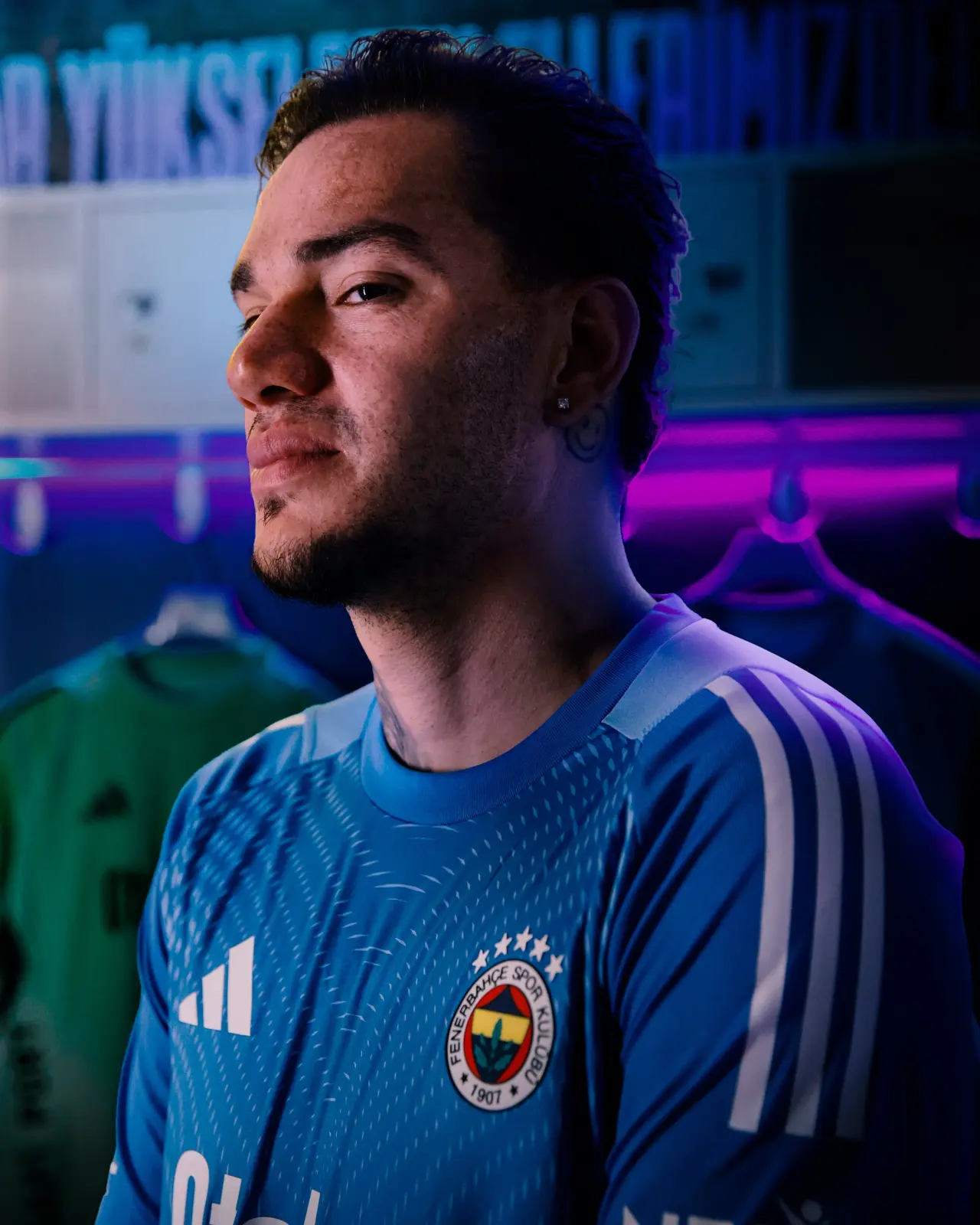 Dünyaca ünlü kaleci Ederson, Fenerbahçe'ye imza attı! 5