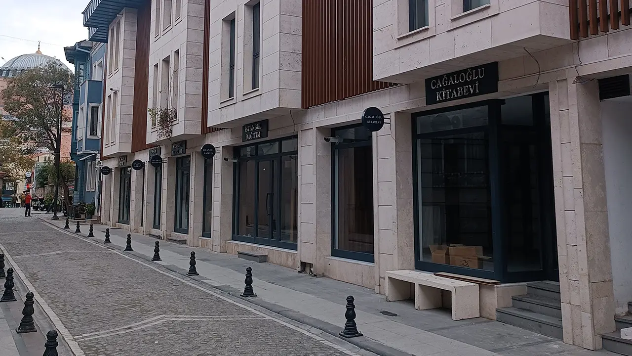 Cağaloğlu Kitapçılar Sokağı açılıyor 3