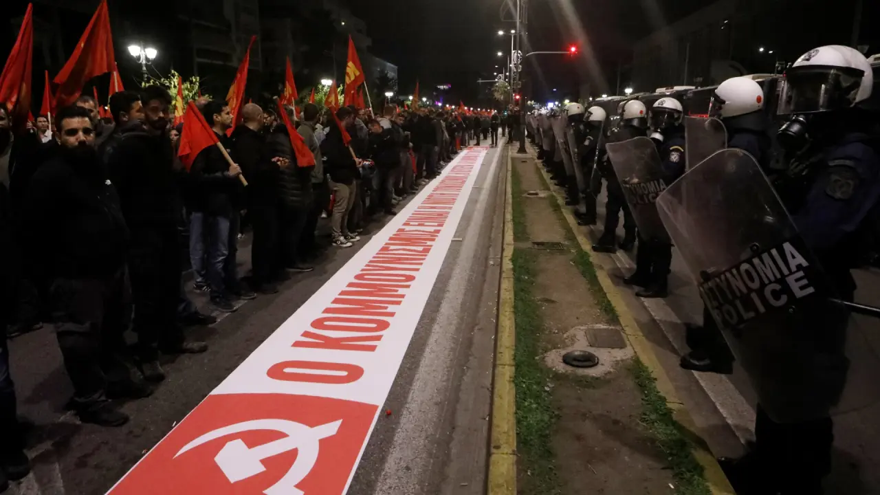 Yunanistan, cunta karşıtı Politeknik Direnişi'nin yıl dönümünde katledilenleri andı 1