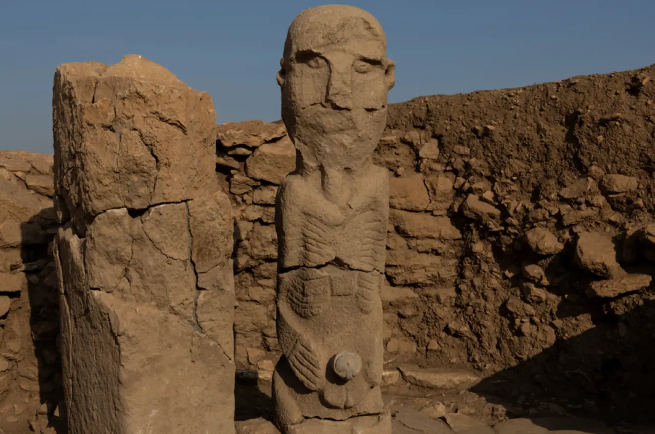 Göbeklitepe ve Karahantepe’de 30 yeni eser bulundu: “Ölüm yüzü” heykeli dikkat çekiyor 3