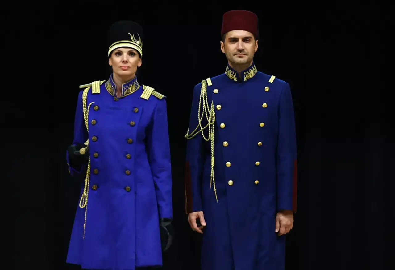 Ankara Olgunlaşma Enstitüsü’nden ‘Atatürk Kıyafetleri’ defilesi: 25 özel tasarım sahnelendi 11