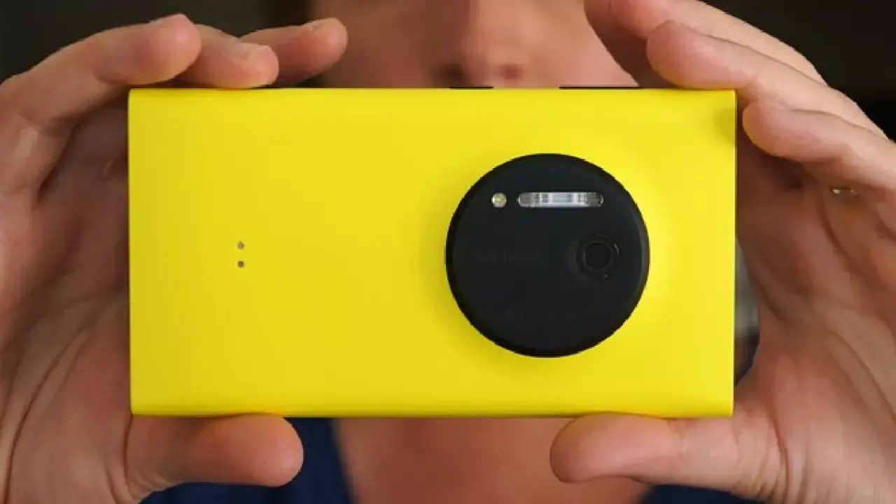 Büyük umutlarla piyasaya sürüldüler, kimse hatırlamıyor: Tarihin en büyük telefon fiyaskoları 4