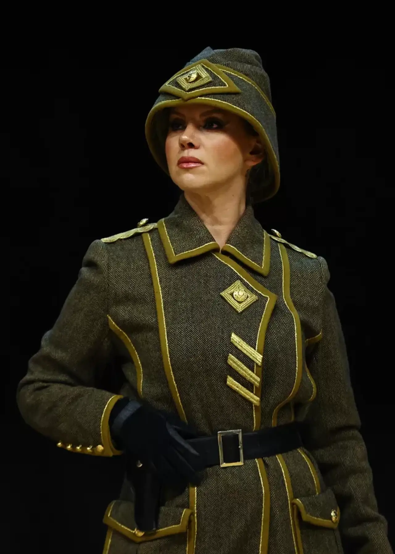 Ankara Olgunlaşma Enstitüsü’nden ‘Atatürk Kıyafetleri’ defilesi: 25 özel tasarım sahnelendi 2