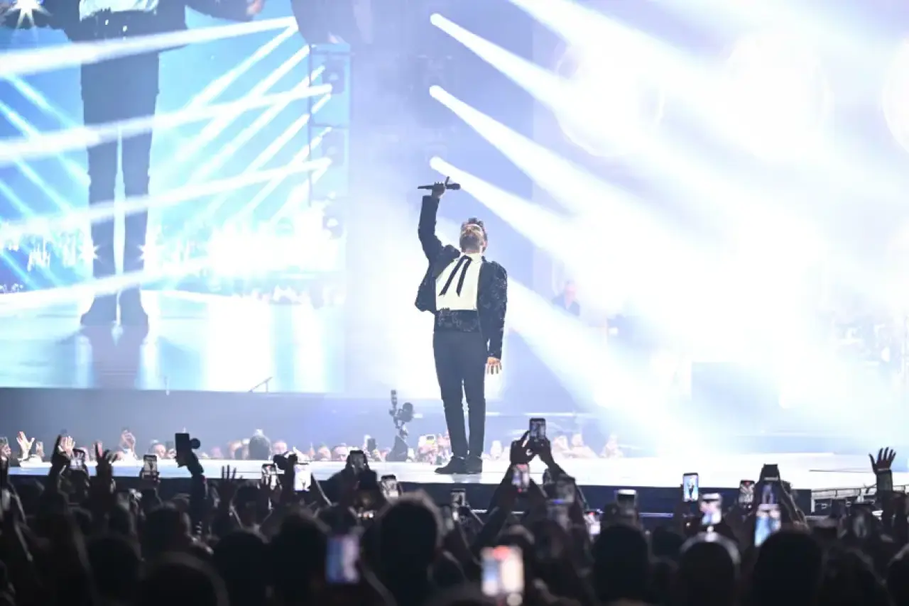 Biletler dakikalar içinde tükenmişti: 7 yıl sonra sahnede Tarkan rüzgarı 2