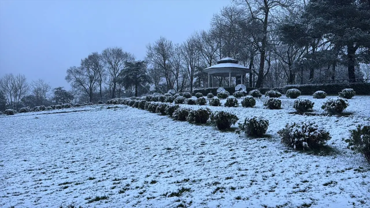 İstanbul'da kar yağışı başladı 2