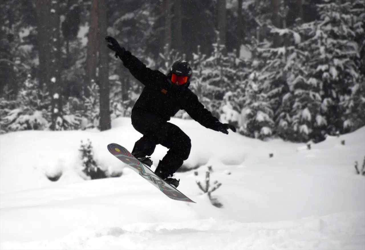 Sömestir tatili kayak merkezlerine yaradı, Sarıkamış’ta oteller tamamen doldu 2