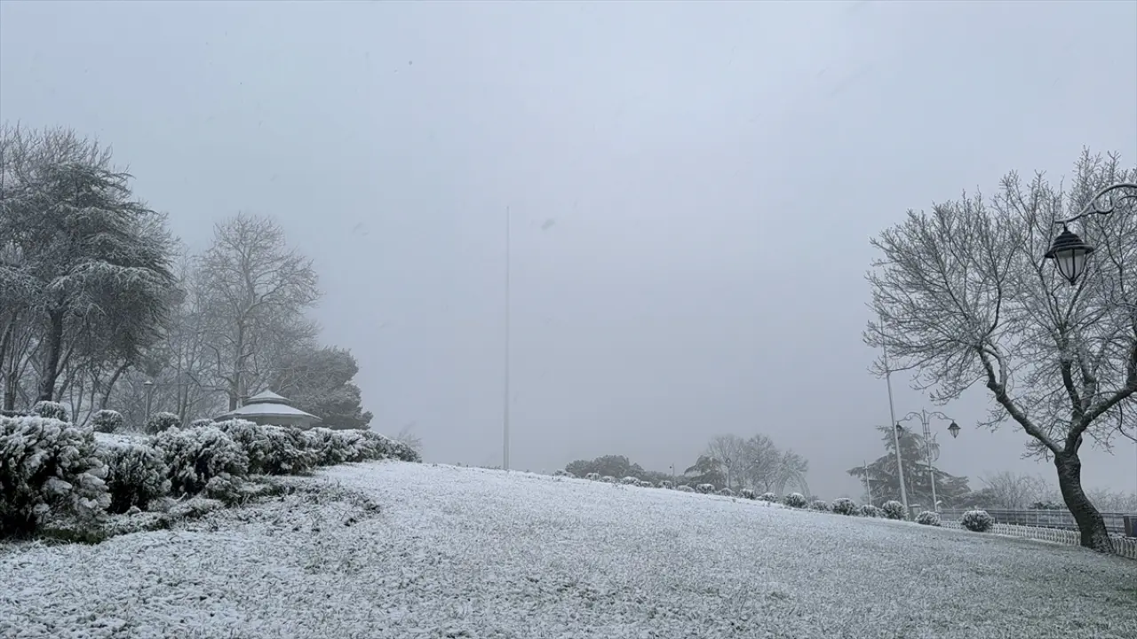 İstanbul'da kar yağışı başladı 6