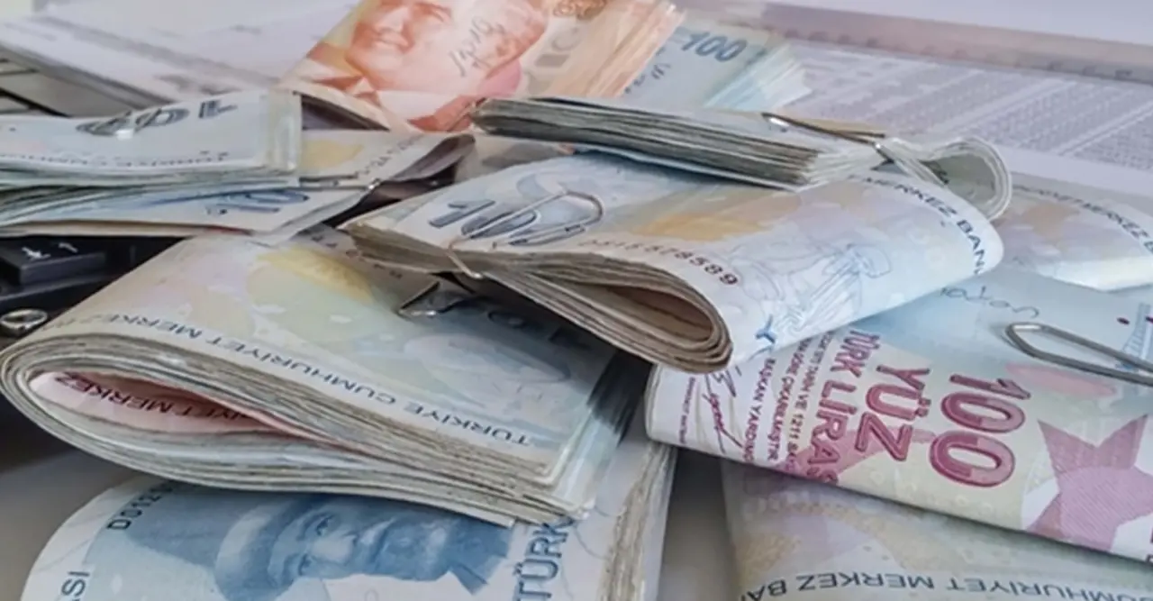 2026 Şubat emekli maaş promosyonu yarışı kızıştı: Garanti, QNB, Yapı Kredi, Halkbank, Vakıfbank, İş Bankası emekli promosyon ödemesi 12