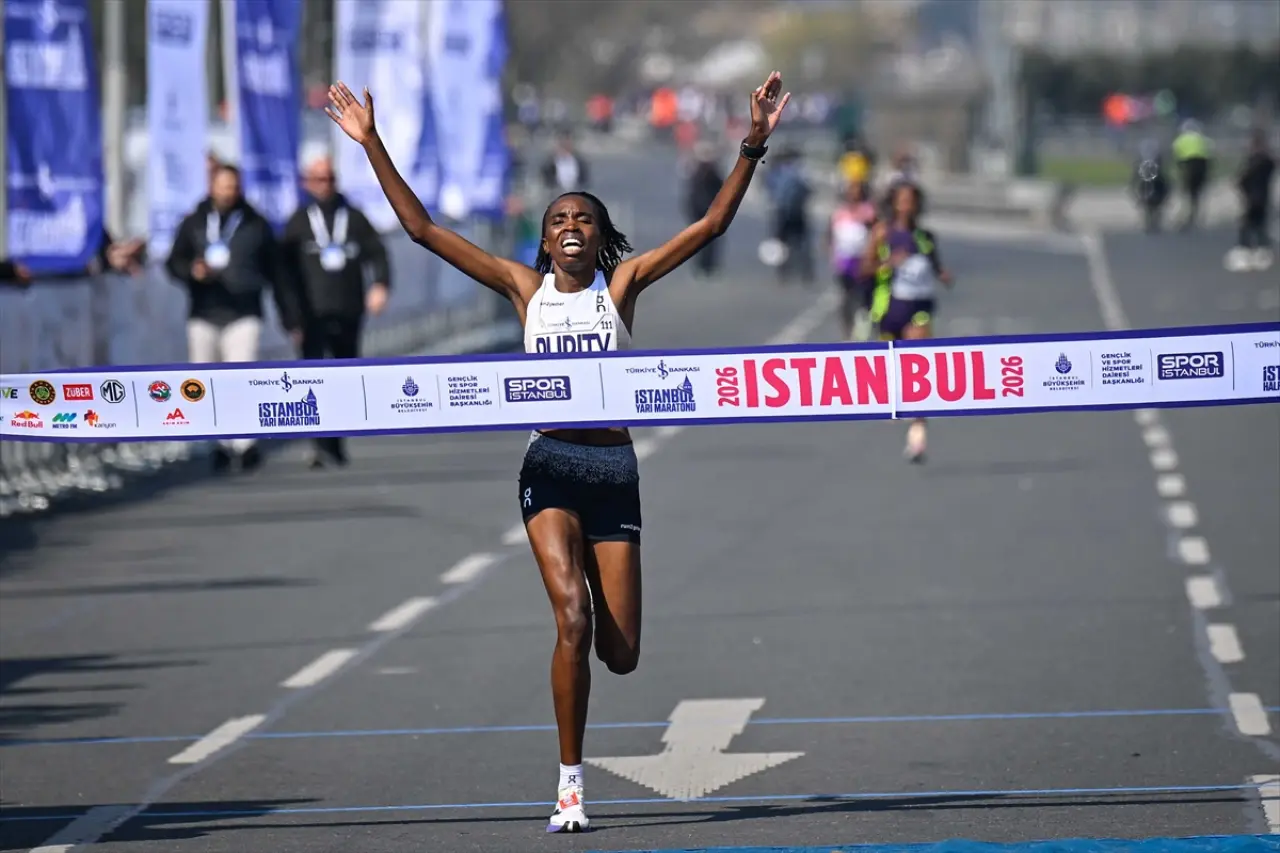 Türkiye İş Bankası 21. İstanbul Yarı Maratonu sonuçlandı: Kenyalı ikizler zirvede, Ali Kaya Türkiye şampiyonu 5