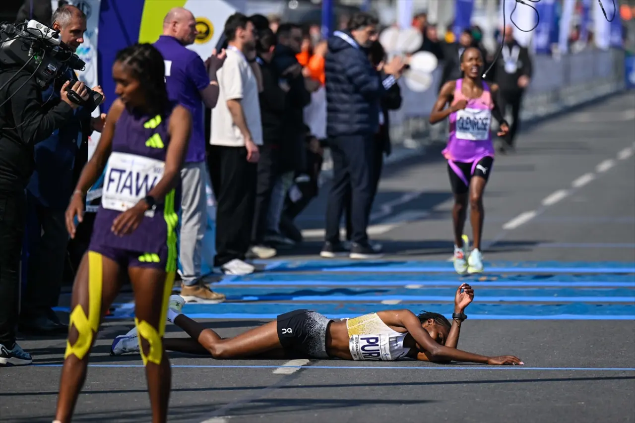 Türkiye İş Bankası 21. İstanbul Yarı Maratonu sonuçlandı: Kenyalı ikizler zirvede, Ali Kaya Türkiye şampiyonu 10