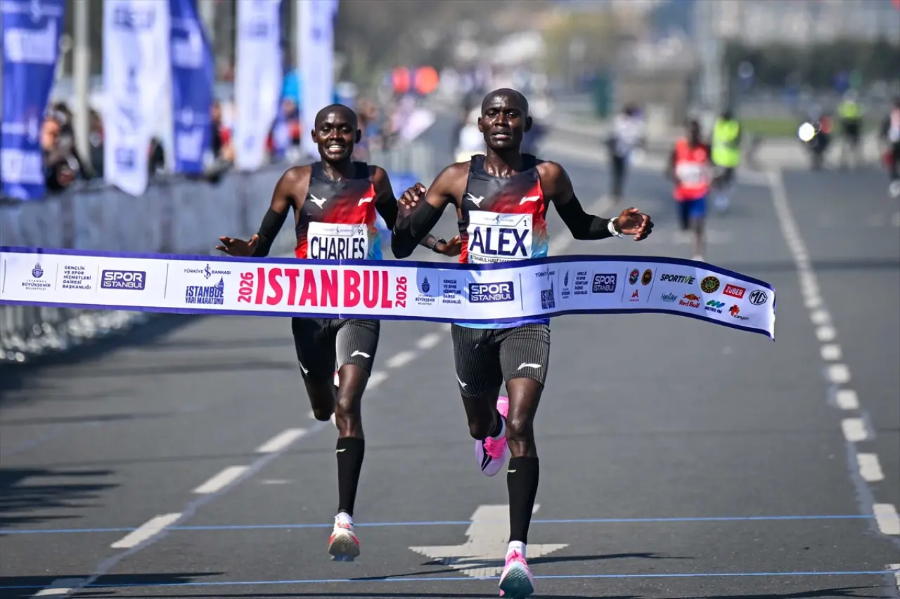 Türkiye İş Bankası 21. İstanbul Yarı Maratonu sonuçlandı: Kenyalı ikizler zirvede, Ali Kaya Türkiye şampiyonu 2